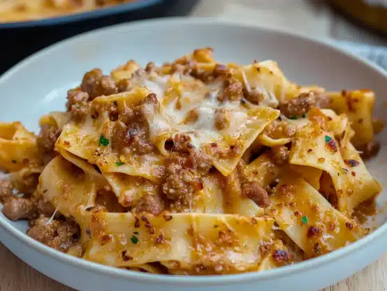 This creamy sausage pasta is a quick and easy meal packed with rich flavors! A one-pan dish perfect for busy nights.